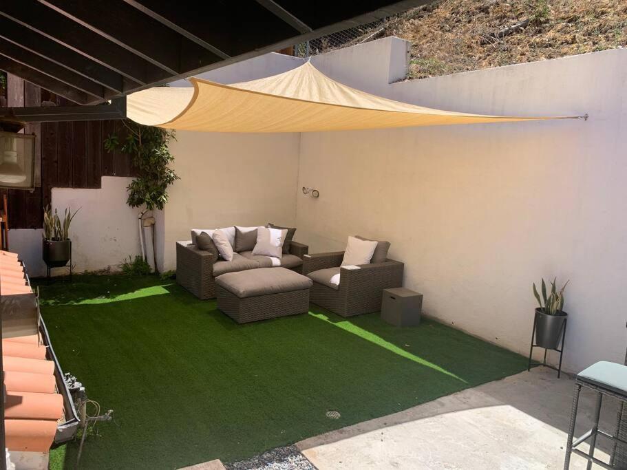 Stunning Mediterranean Mansion In Laurel Canyon Los Angeles Eksteriør billede