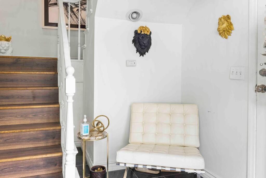 Stunning Mediterranean Mansion In Laurel Canyon Los Angeles Eksteriør billede